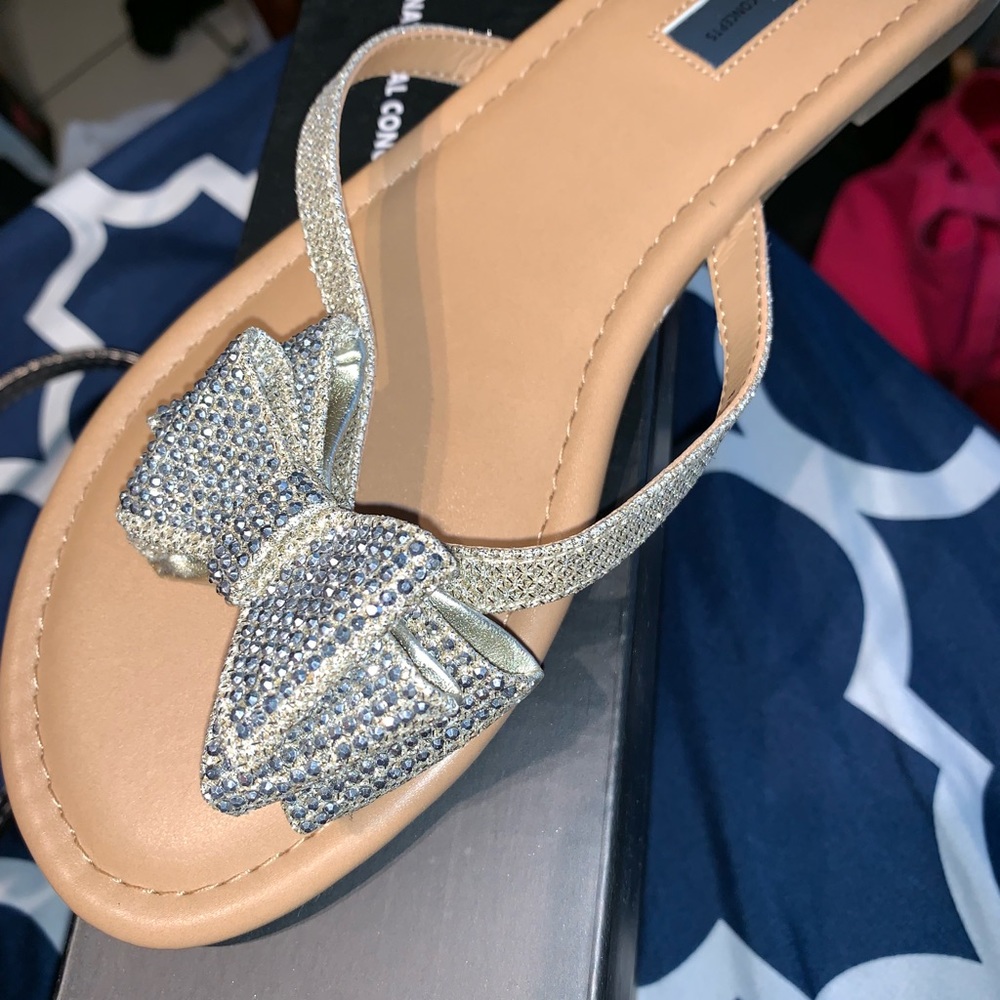 Brand new bow sandals! Super cute for summer!